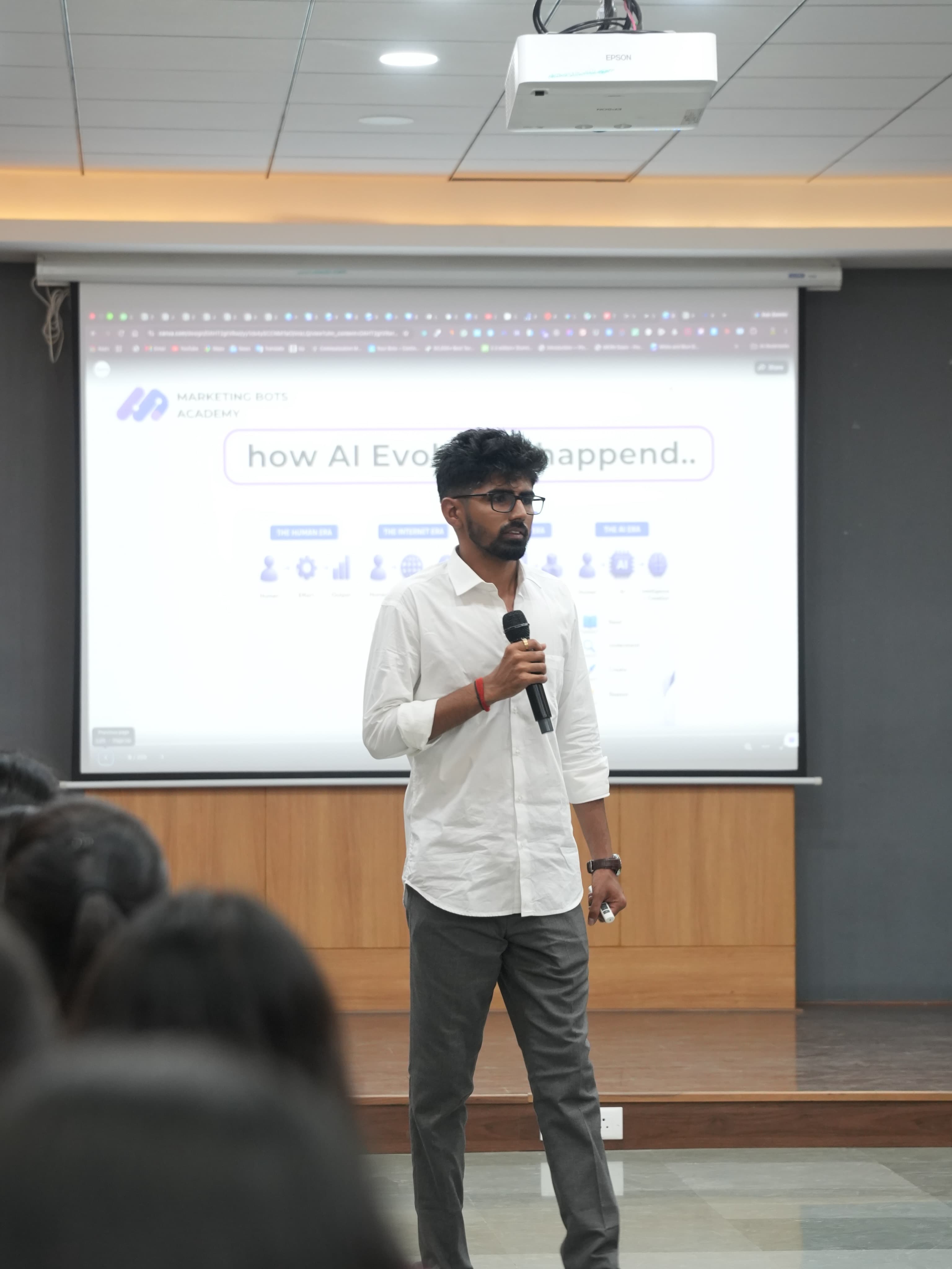 Mentor presenting how AI evolved during a live session