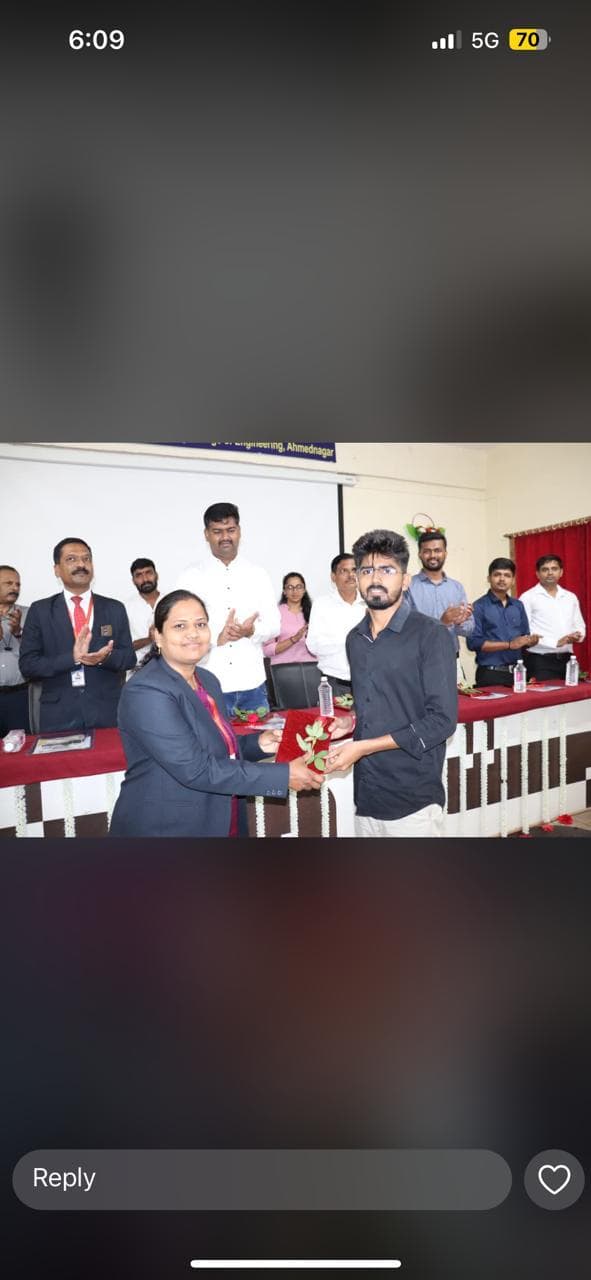 Felicitation ceremony — recognition from students trained at LearnSynaptic